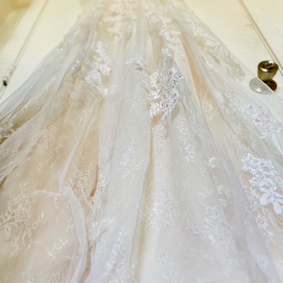Size 2, brand new with tags, Melissa Sweet wedding dress by David’s Bridal